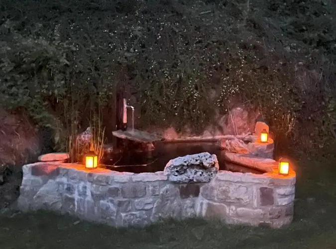 Les Du Moulin D Olt * לה קאנורג